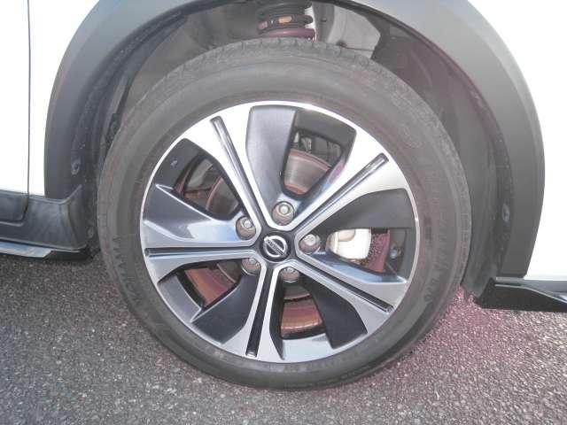 キックス １．２　Ｘ　（ｅ－ＰＯＷＥＲ）　ナビ＆ＴＶ　追従クルコン　スマートキー　ＬＥＤヘッド　レーンアシスト　パワーステアリング　盗難防止システム　ＥＴＣ　整備記録簿有　メモリーナビ　サイドエアバッグ　アルミ　ＡＡＣ　キーレス　Ｉストップ（11枚目）