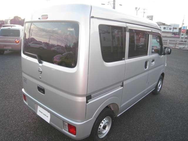 ＮＶ１００クリッパーバン ６６０　ＤＸ　ハイルーフ　禁煙車両　助手席エアバック　キーレスキー　パワーウィンドー　パワステ付き　運転席エアバック　エアコン　整備記録簿　ＡＢＳ付き　寒冷地仕様（10枚目）
