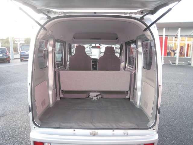 ＮＶ１００クリッパーバン ６６０　ＤＸ　ハイルーフ　禁煙車両　助手席エアバック　キーレスキー　パワーウィンドー　パワステ付き　運転席エアバック　エアコン　整備記録簿　ＡＢＳ付き　寒冷地仕様（14枚目）
