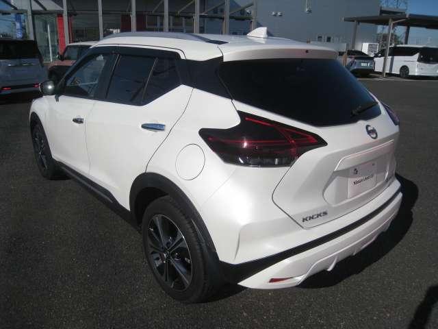 キックス １．２　Ｘ　ツートーン　インテリアエディション　（ｅ－ＰＯＷＥＲ）　エマージェンシーＢ　セキュリティ　アラウンドモニター　Ｒカメラ　ＬＥＤ　エアコン　ドラレコ　スマートキー　記録簿　ＥＴＣ　メモリーナビ　サイドエアバック　ＡＷ　キーレス　寒冷地仕様　ワンセグＴＶ（15枚目）