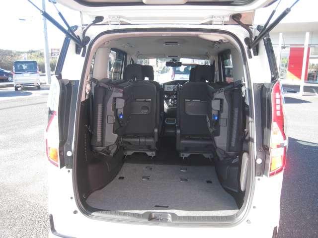 セレナ 1.2 e-POWER ハイウェイスター V 360°カメラ エマジェンシーブレーキ スマキー バックカメラ 禁煙 LED レーンアシスト 点検記録簿付 ETC ドラレコ Aストップ イモビ フルオートエアコン アルミホイール エアバック ABS(17枚目)