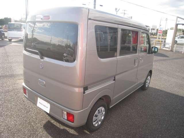 �[�ԑO�ɓ��А����H��ɂăf�B�[���[�����m���A�P�Q�����_�����͎Ԍ����������{�B���S���Ă���蒸���܂��B