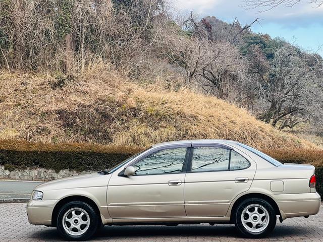 日産 サニー