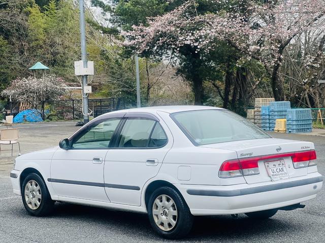 日産 サニー