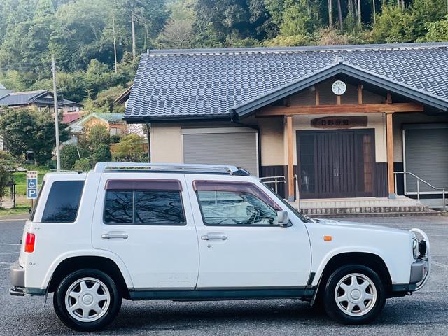 ラシーン タイプIII エアコン 4WD サンルーフ パワステ パワーウインドウ 運転席エアバッグ(4枚目)