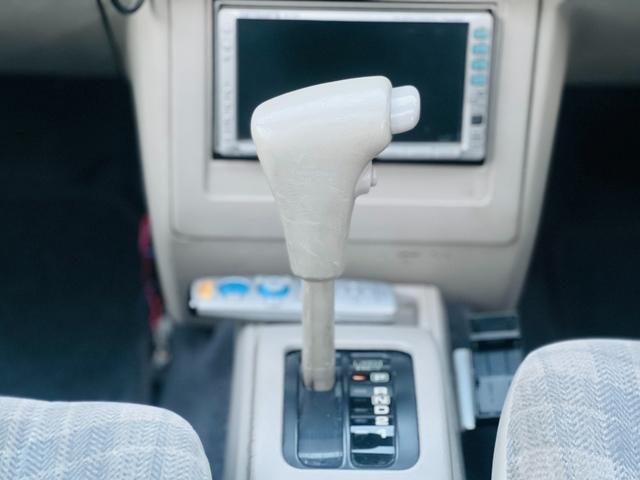 ラシーン タイプIII エアコン 4WD サンルーフ パワステ パワーウインドウ 運転席エアバッグ(11枚目)