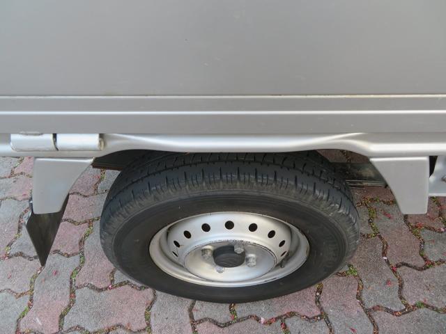 キャリイトラック KC 5速マニュアル 4WD  エアコン パワステ ワンオーナー(18枚目)
