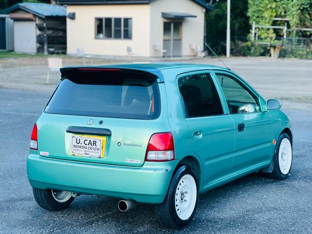 トゥデイ Ｊｉ　５速マニュアル　社外ハンドル　タイミングベルト交換済（8枚目）