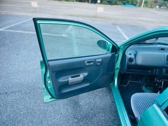 トゥデイ Ｊｉ　５速マニュアル　社外ハンドル　タイミングベルト交換済（34枚目）