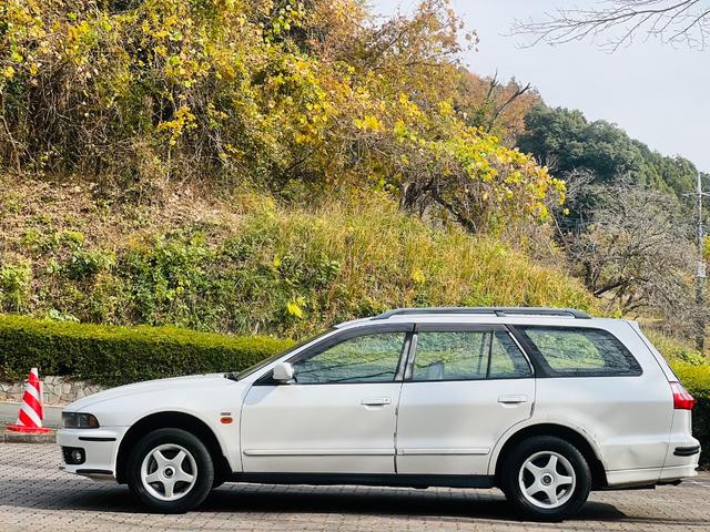 レグナム ST 5速マニュアル タイミングチェーン式 4WD ETC(5枚目)