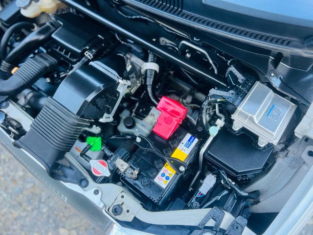 アルトワークス ベースグレード 盗難防止 Sキー VSA キーフリ Wエアバック AUTOエアコン エアB パワステ ABS付 衝突安全ボディ オートライト パワーウィンドゥ(19枚目)