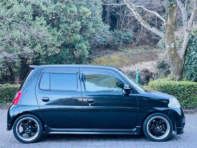 エッセ カスタム　５速マニュアル　ＡＣ　ＰＳ　ＰＷ　リモコンキー　ＥＴＣ　衝突安全ボディ　イモビライザー　エアバッグ　バックカメラ　ＷエアＢ（4枚目）