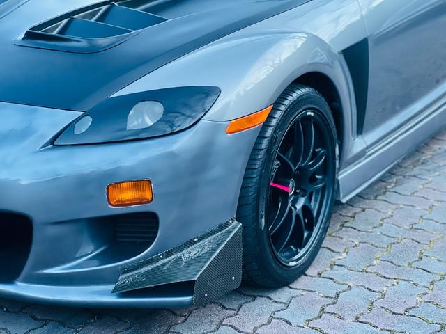 ＲＸ－８ タイプＥ　エアバッグ　助手席エアバッグ　横滑り防止　オートクルーズ　パワステ　寒冷地仕様　ＥＴＣ付　黒革シート　キーレス　パワーウィンドウ　衝突安全ボディ　ＡＢＳ　電動パワーシート　ＡＵＴＯエアコン（32枚目）