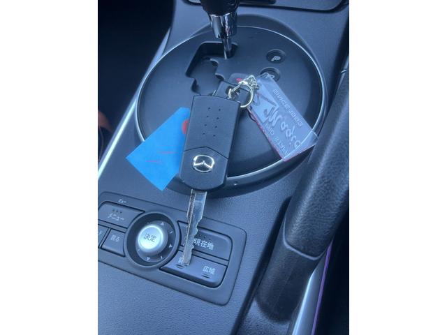 ＲＸ－８ タイプＥ　エアバッグ　助手席エアバッグ　横滑り防止　オートクルーズ　パワステ　寒冷地仕様　ＥＴＣ付　黒革シート　キーレス　パワーウィンドウ　衝突安全ボディ　ＡＢＳ　電動パワーシート　ＡＵＴＯエアコン（37枚目）