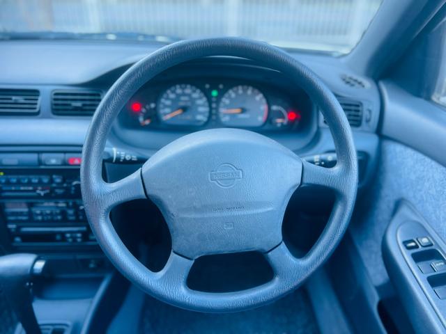 サニー スーパーサルーン　エアコン　エアバック　パワステ　パワーウインド（16枚目）