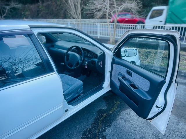 サニー スーパーサルーン　エアコン　エアバック　パワステ　パワーウインド（25枚目）