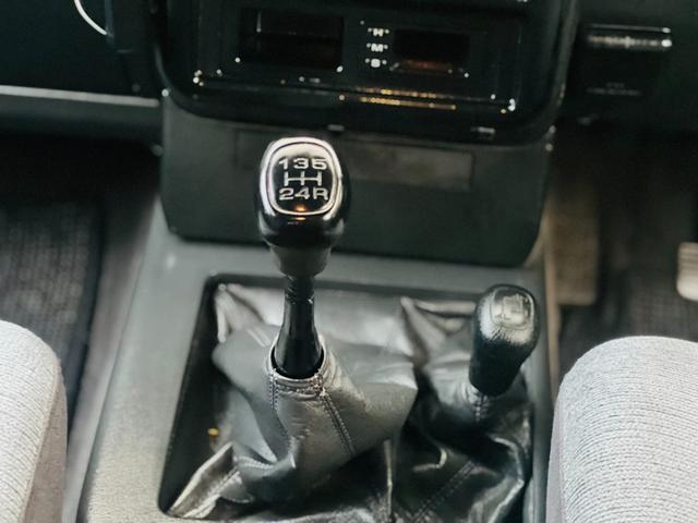 ビッグホーン ハンドリングバイロータス　ロング　タイミングベルト交換済　５速マニュアル　ＥＴＣ（11枚目）