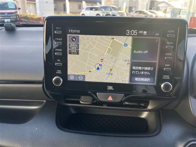 ＧＲヤリス ＲＺ　Ｂカメラ　オートエアコン　エアバッグ　パワーウインドウ　記録簿　カーテンエアバッグ　ＡＢＳ　ＥＴＣ　４ＷＤ　アルミホイール（8枚目）