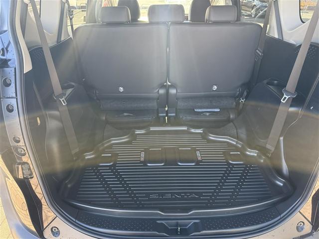 シエンタ ハイブリッドＧ　ブレーキサポート　Ｂカメラ　１オーナー　メモリナビ　ナビＴＶ　ＥＴＣ　運転席エアバック　フルオートエアコン　デュアルエアバッグ　ＰＷ　ワンセグテレビ　３列シート　ＡＢＳ　ＰＳ　メンテナンスノート（9枚目）