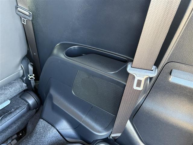 シエンタ ハイブリッドＧ　ブレーキサポート　Ｂカメラ　１オーナー　メモリナビ　ナビＴＶ　ＥＴＣ　運転席エアバック　フルオートエアコン　デュアルエアバッグ　ＰＷ　ワンセグテレビ　３列シート　ＡＢＳ　ＰＳ　メンテナンスノート（11枚目）