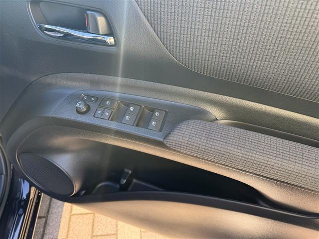 シエンタ ハイブリッドＧ　ブレーキサポート　Ｂカメラ　１オーナー　メモリナビ　ナビＴＶ　ＥＴＣ　運転席エアバック　フルオートエアコン　デュアルエアバッグ　ＰＷ　ワンセグテレビ　３列シート　ＡＢＳ　ＰＳ　メンテナンスノート（38枚目）