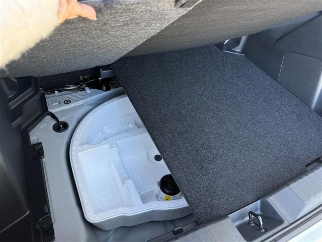 ヤリスクロス Ｚ　バックモニタ　ワンオーナ　ナビ＆ＴＶ　カーテンエアバッグ　エアコン　アルミ　地デジ　パワステ　ダブルエアバック　エアバッグ　記録簿有　ＡＢＳ　ＥＴＣ車載器　メモリーナビ　パワーウィンドウ（13枚目）