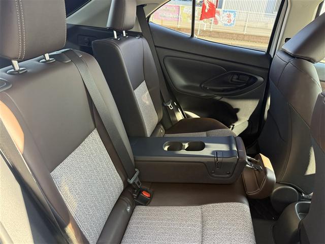 ヤリスクロス Ｚ　バックモニタ　ワンオーナ　ナビ＆ＴＶ　カーテンエアバッグ　エアコン　アルミ　地デジ　パワステ　ダブルエアバック　エアバッグ　記録簿有　ＡＢＳ　ＥＴＣ車載器　メモリーナビ　パワーウィンドウ（16枚目）