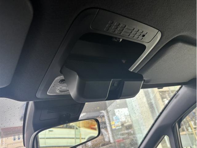 エスクァイア Ｇｉ　１オナ　リアカメラ　ＥＴＣ車載器　オートエアコン　ナビＴＶ　定期点検記録簿　ＡＢＳ　３列　アルミ　エアバッグ　パワステ　サポカー　地上デジタル（27枚目）