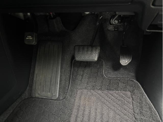 エスクァイア Ｇｉ　１オナ　リアカメラ　ＥＴＣ車載器　オートエアコン　ナビＴＶ　定期点検記録簿　ＡＢＳ　３列　アルミ　エアバッグ　パワステ　サポカー　地上デジタル（31枚目）