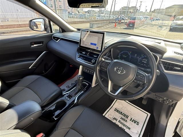 カローラクロス ハイブリッド　Ｚ　ＰＣＳ　パノラマムーンルーフ　記録簿　エアバッグ　ＡＢＳ（19枚目）