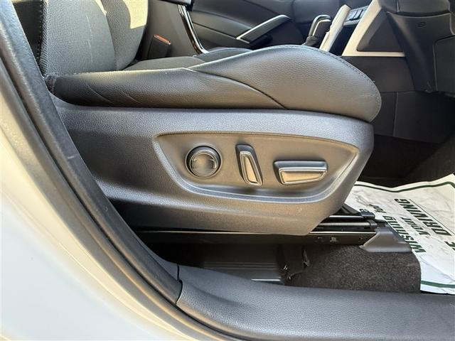 カローラクロス ハイブリッド　Ｚ　ＰＣＳ　パノラマムーンルーフ　記録簿　エアバッグ　ＡＢＳ（26枚目）