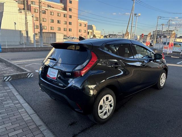 アクア Ｇ　ドラレコ付　バックモニタ　ワンオーナー車　衝突軽減システム　地デジＴＶ　メモリーナビゲーション　ＡＣ　ＥＴＣ　ナビＴＶ　ＰＷ　サイドエアバック　エアバッグ　ＡＢＳ　ＰＳ　助手席エアバッグ（4枚目）