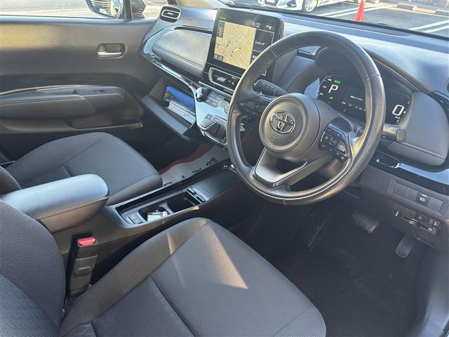 アクア Ｇ　ドラレコ付　バックモニタ　ワンオーナー車　衝突軽減システム　地デジＴＶ　メモリーナビゲーション　ＡＣ　ＥＴＣ　ナビＴＶ　ＰＷ　サイドエアバック　エアバッグ　ＡＢＳ　ＰＳ　助手席エアバッグ（16枚目）