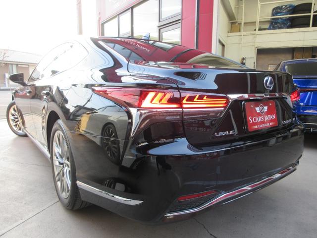 オットマン・リフレッシュ・オットマンシート／助手席ロングスライドシート／リアマルチオペレーションシステム／