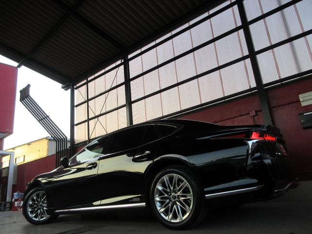 仕入れの台数を絞り、１台１台納得のいく車を仕入れています。認証工場での点検整備。磨き・コーティング施工して納車いたします