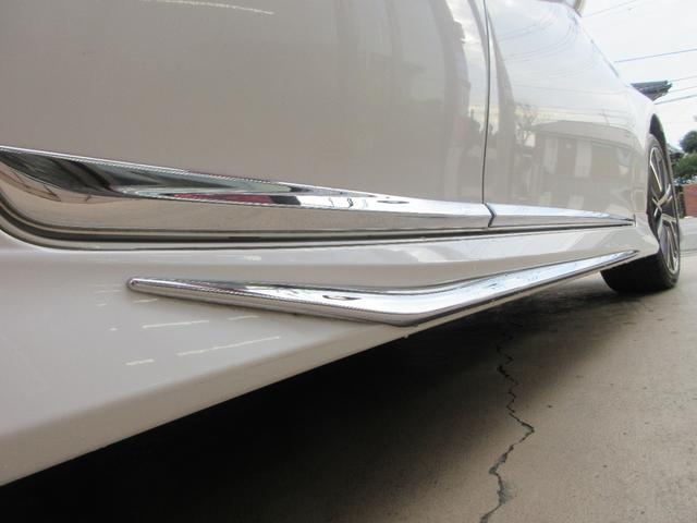 ＧＳ ＧＳ３００ｈ　バージョンＬ　後期型／禁煙車／モデリスタフルエアロ・４本出しマフラー／サンルーフ／３眼ＬＥＤヘッドライト／スマートキー２個／カードキー／純ＥＧスターター／純ＯＰ１９ｉｎＡＷ／黒革シート／シートヒーター・クーラー（20枚目）