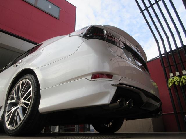 ＧＳ ＧＳ３００ｈ　バージョンＬ　後期型／禁煙車／モデリスタフルエアロ・４本出しマフラー／サンルーフ／３眼ＬＥＤヘッドライト／スマートキー２個／カードキー／純ＥＧスターター／純ＯＰ１９ｉｎＡＷ／黒革シート／シートヒーター・クーラー（40枚目）