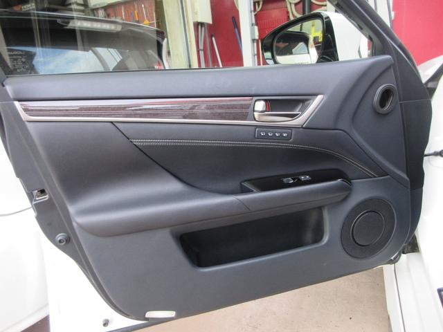 ＧＳ ＧＳ３００ｈ　バージョンＬ　後期型／禁煙車／モデリスタフルエアロ・４本出しマフラー／サンルーフ／３眼ＬＥＤヘッドライト／スマートキー２個／カードキー／純ＥＧスターター／純ＯＰ１９ｉｎＡＷ／黒革シート／シートヒーター・クーラー（63枚目）
