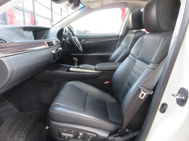 ＧＳ ＧＳ３００ｈ　バージョンＬ　後期型／禁煙車／モデリスタフルエアロ・４本出しマフラー／サンルーフ／３眼ＬＥＤヘッドライト／スマートキー２個／カードキー／純ＥＧスターター／純ＯＰ１９ｉｎＡＷ／黒革シート／シートヒーター・クーラー（68枚目）
