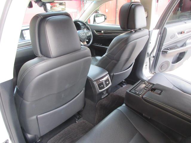 ＧＳ ＧＳ３００ｈ　バージョンＬ　後期型／禁煙車／モデリスタフルエアロ・４本出しマフラー／サンルーフ／３眼ＬＥＤヘッドライト／スマートキー２個／カードキー／純ＥＧスターター／純ＯＰ１９ｉｎＡＷ／黒革シート／シートヒーター・クーラー（75枚目）