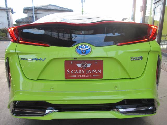 プリウスＰＨＶ Ａレザーパッケージ　禁煙車／モデリスタフルエアロ／黒レザーシート／社外１８ｉｎＡＷ／スマートキー一体型ＥＧスターター／サーモテクトライムグリーン／ＬＥＤヘッドライト／前後ドラレコ／充電ケーブル／急速充電口／記録簿５枚有（7枚目）