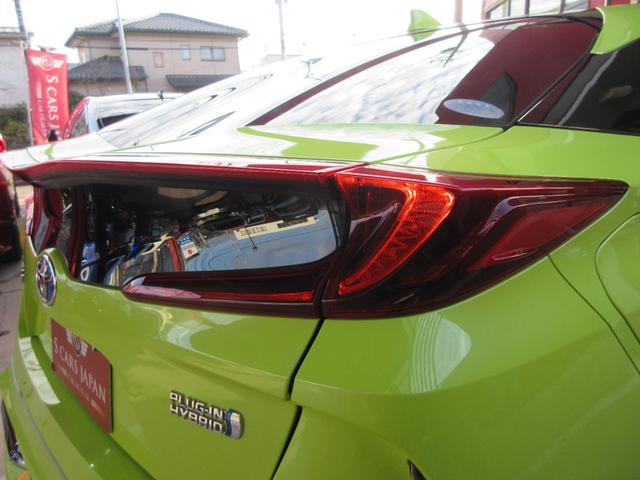 プリウスＰＨＶ Ａレザーパッケージ　禁煙車／モデリスタフルエアロ／黒レザーシート／社外１８ｉｎＡＷ／スマートキー一体型ＥＧスターター／サーモテクトライムグリーン／ＬＥＤヘッドライト／前後ドラレコ／充電ケーブル／急速充電口／記録簿５枚有（31枚目）