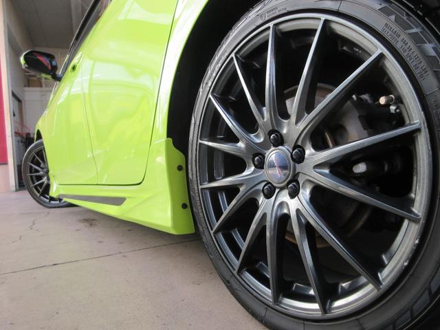 プリウスＰＨＶ Ａレザーパッケージ　禁煙車／モデリスタフルエアロ／黒レザーシート／社外１８ｉｎＡＷ／スマートキー一体型ＥＧスターター／サーモテクトライムグリーン／ＬＥＤヘッドライト／前後ドラレコ／充電ケーブル／急速充電口／記録簿５枚有（36枚目）