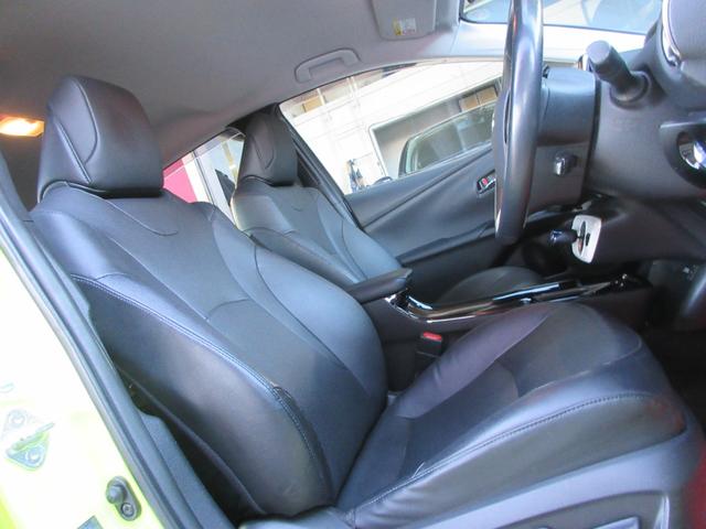 プリウスＰＨＶ Ａレザーパッケージ　禁煙車／モデリスタフルエアロ／黒レザーシート／社外１８ｉｎＡＷ／スマートキー一体型ＥＧスターター／サーモテクトライムグリーン／ＬＥＤヘッドライト／前後ドラレコ／充電ケーブル／急速充電口／記録簿５枚有（63枚目）