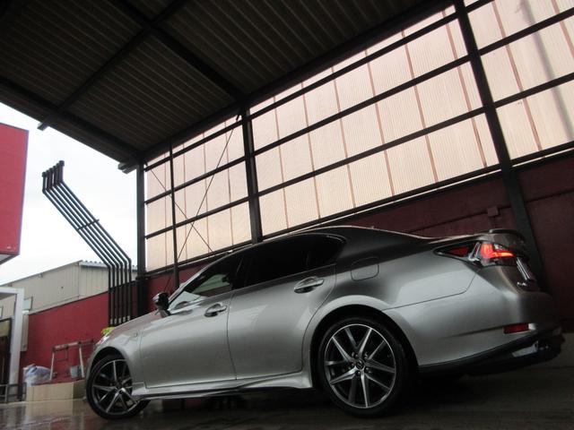 ＧＳ ＧＳ３００ｈ　Ｆスポーツ　禁煙／後期／ＴＲＤフルエアロ・パフォーマンスダンパー・Ｆスパッツ／マークレビンソン／サンルーフ／３眼ＬＥＤヘッドライト／スマートキー×２／カードキー／赤革シート／ドラレコ／ディーラー記録簿１１枚（26枚目）