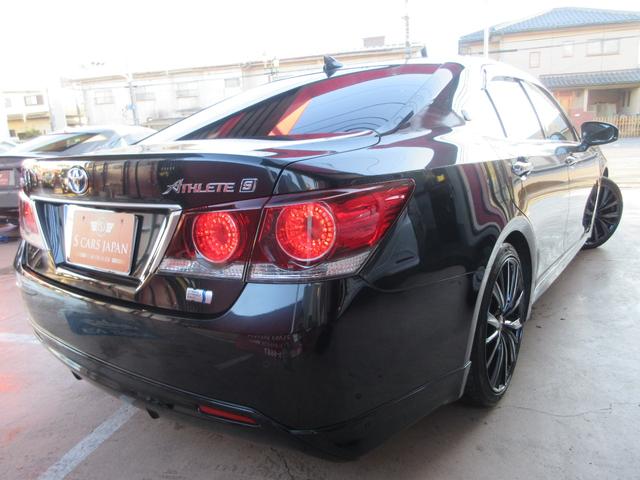 �N���E���g�u�A�X���[�g�r�@�i�t�����e�B�A���ɂ��܂����B�J���[�̓v���V���X�u���b�N�p�[���i�Q�P�X�j�ɂȂ�܂��B�������ɂ����Z���t���X�g�A�����O�R�[�g���̗p����Ă��܂��B