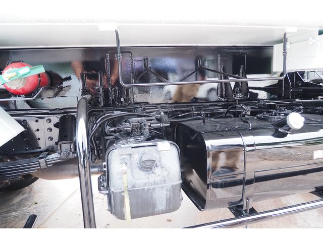 外装仕上げ済み 新明和製 パッカー車 プレス式 4.6立米 コンテナ反転装置付き 塵芥車 汚水タンク 連続スイッチ 積載1.7t 内外装クリーニング中(38枚目)