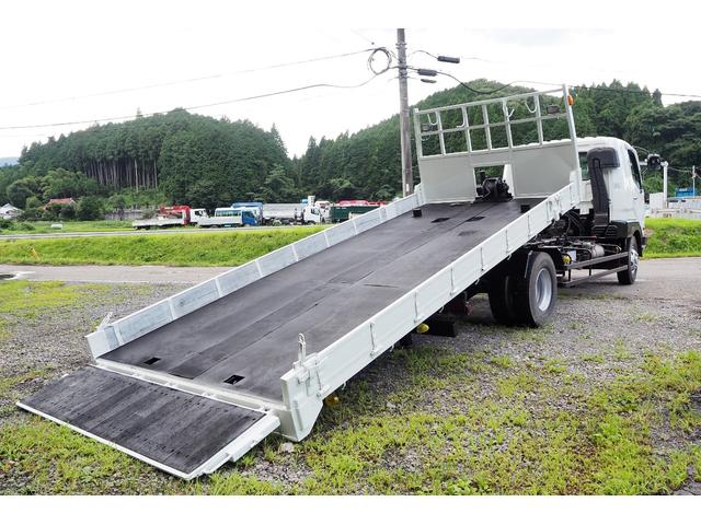 古河ユニック UC-41S セーフティーローダー 重機回送車 ウインチ付 ベット付 積載3.05t 210馬力 荷台内寸522幅220cmあおり切時225cm スタンション付 内フック付 外装仕上げ済(5枚目)