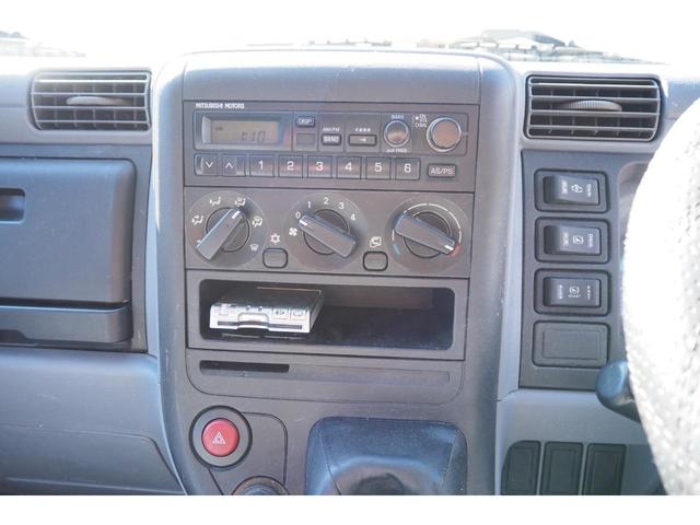 キャンター 　外装仕上げ済　古河ユニックＵＲＶ２６４Ｋ　４段クレーン　フックイン　ラジコン付き　２．６３ｔ吊り　標準幅　ショートボディ　積載３ｔ　１４０馬力　板張り（73枚目）