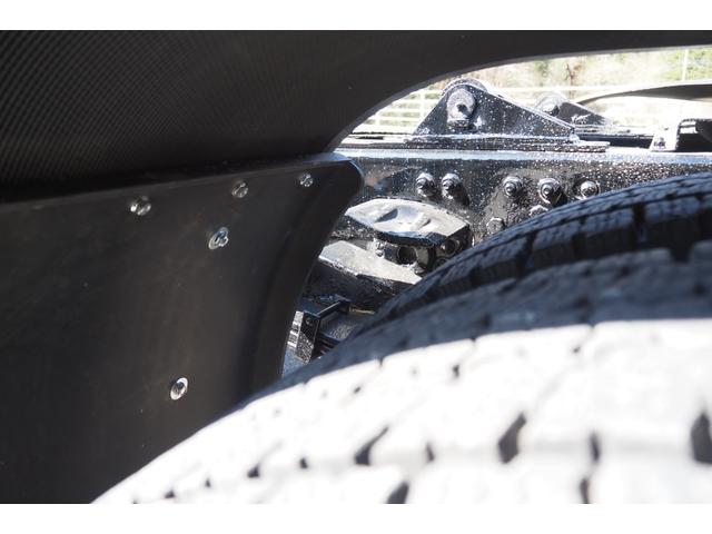 スーパーグレート 　全塗装仕上げ済　新明和　ハイリフトカプラー　ＴＲＨ８５－６０Ｋ　トレーラーヘッド　トラクタ　実走行２０万キロ代　第五輪荷重８．４ｔ　ターボ４１０馬力　アルミホイール　リーフサス　ベッド付（42枚目）